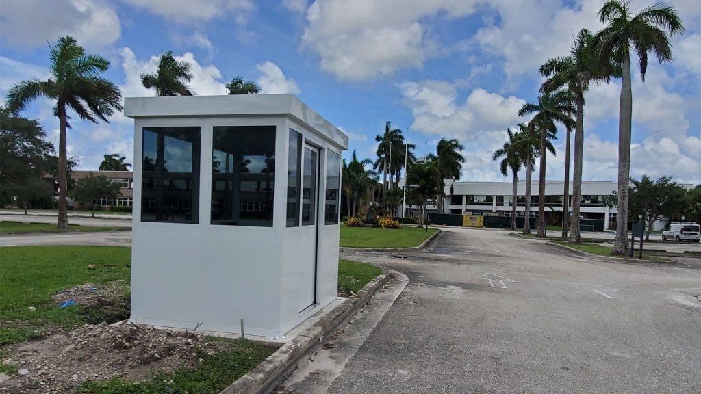 Benefits of a Prefab Guard Booth - Guard Booth, Security Booth, Prefab ...
